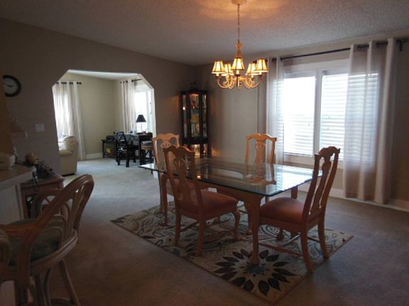 5th image of 1615 Deverly Dr