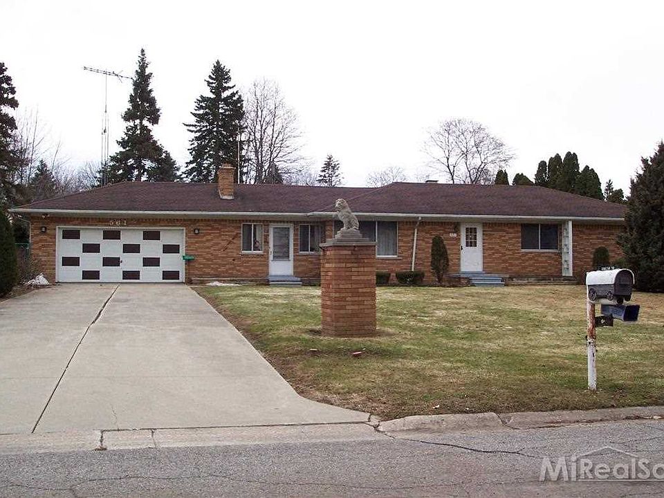 1st image of 561 Cloverlawn St