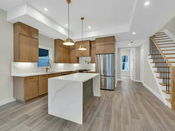 24 Clinton Avenue image 11 of 15