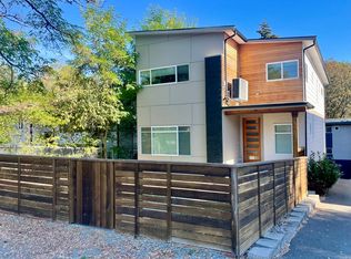 5940 21st Ave SW, Seattle, WA 98106