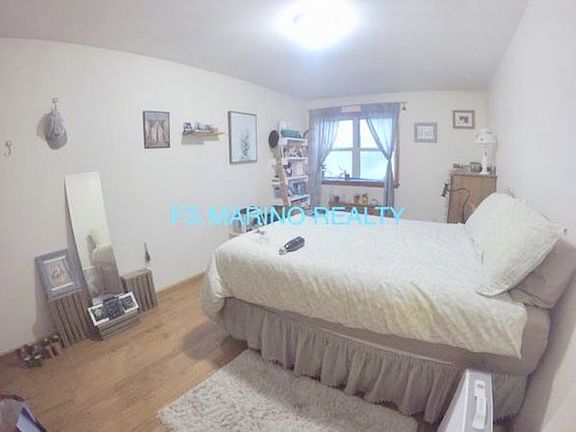 4th image of 3174 45th St #3
