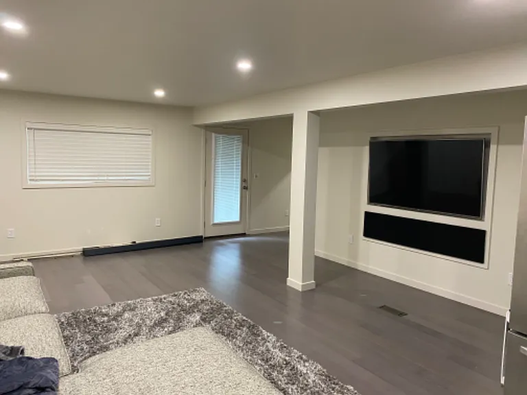4510 SW Coast Ave — Photo 1