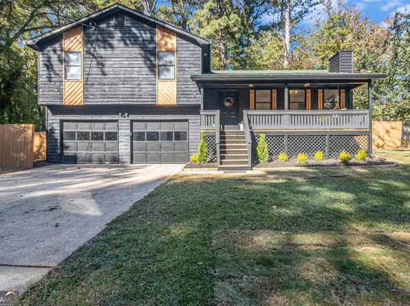 165 Fox Creek Dr, Dallas, GA 30157