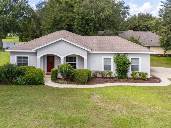 97 Twin Lake Cir, Umatilla, FL 32784