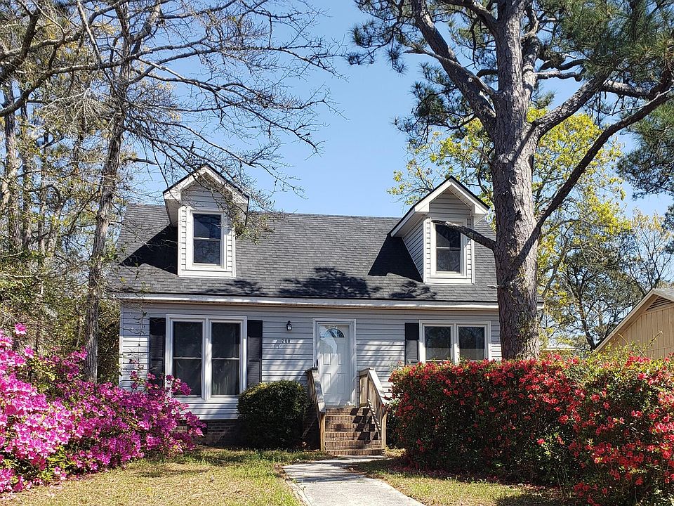 208 NE 36th Street, Oak Island, NC 28465 Zillow