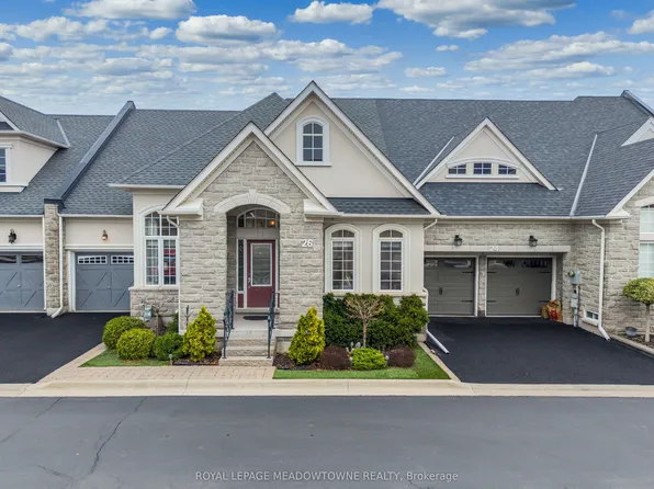 26 Garrison Sq E, Halton Hills, ON L7G 0B9