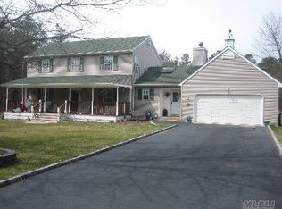 3 Christine Ln, Manorville, NY