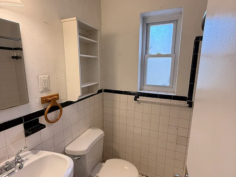 8316 Roanoke Ave #1 — Photo 3