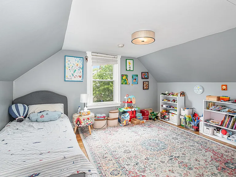 Another view of 2nd bedroom