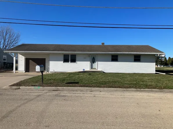 302 W Meadow St, Polo, IL 61064