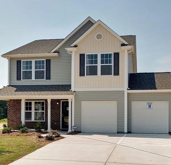 101 Isabella Ct — Photo 1
