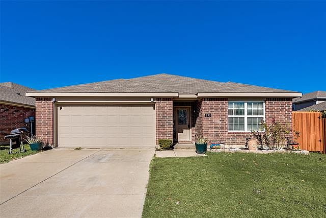 1st image of 533 Billy Wickliffe Dr