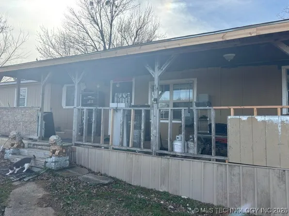 101950 S 4705th Rd, Muldrow, OK 74948