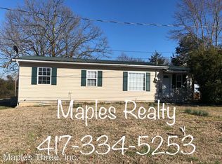 2466 Montague Ln, Kimberling City, MO 65686