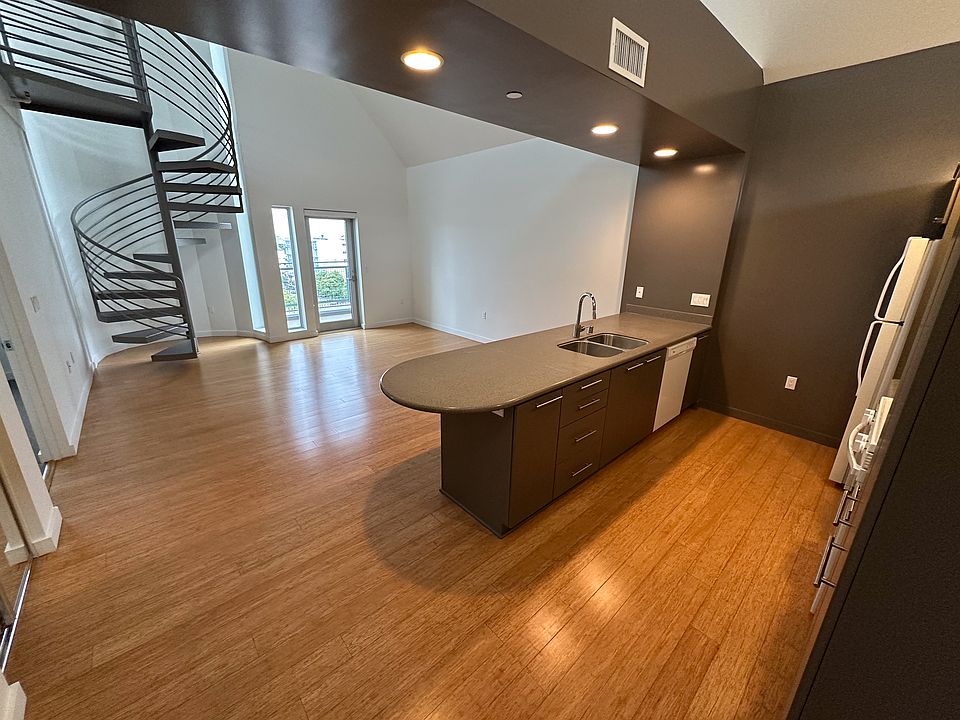 Apt 602