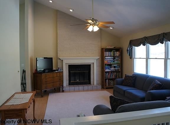 3rd image of 1387 Downwood Manor Dr