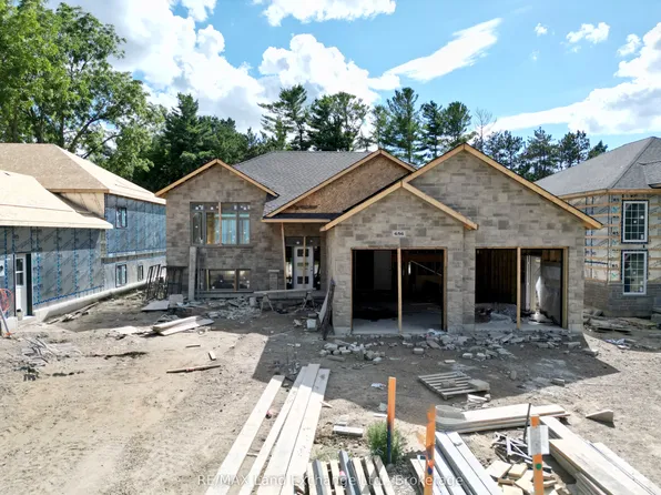 656 Devonshire Rd, Saugeen Shores, ON N0H 2C3