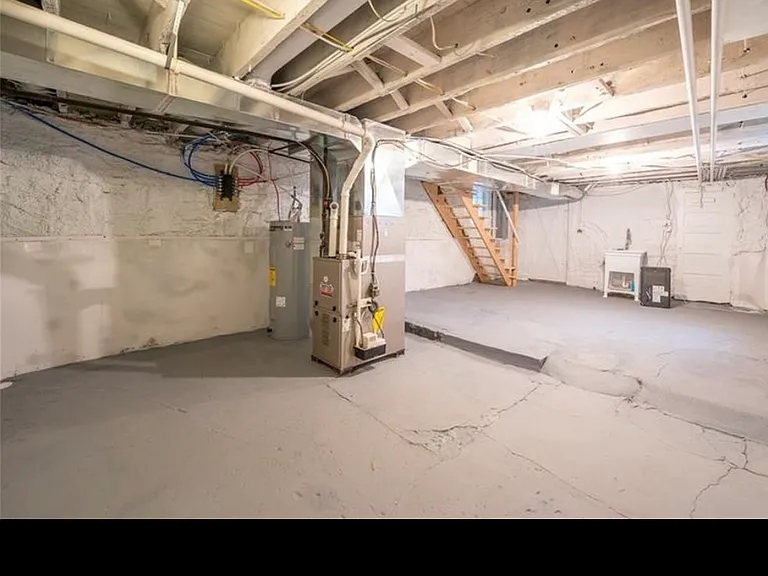 447 Steck St — Photo 27