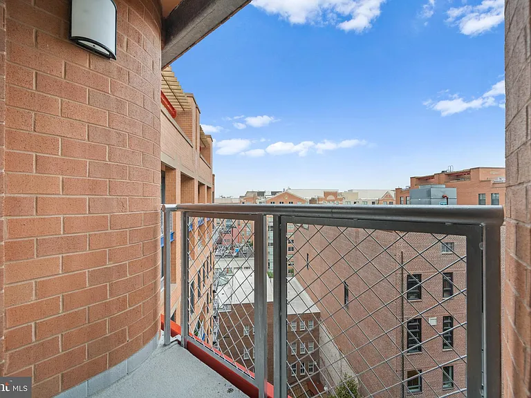 631 D St NW #1139 — Photo 19