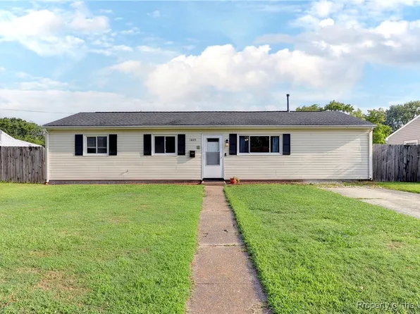 1805 Moger Dr, Hampton, VA 23663