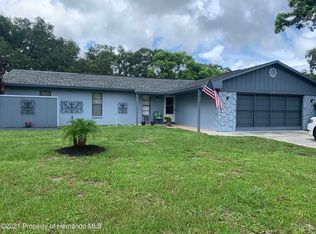 8165 Roycrest Ln, Spring Hill, FL 34606