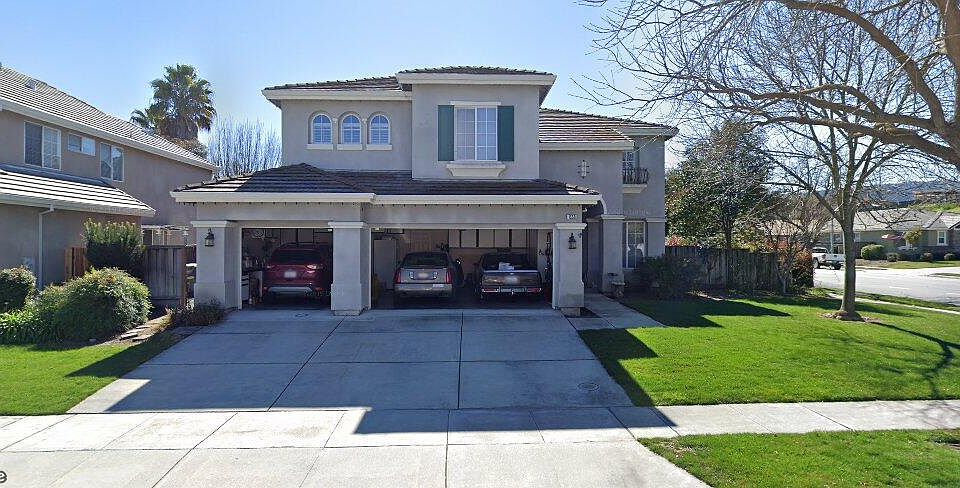 1st image of 1550 Peregrine Dr