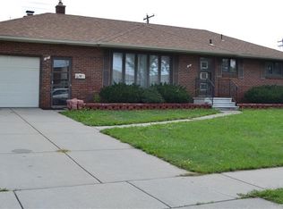 6 Vern Ln, Buffalo, NY 14227