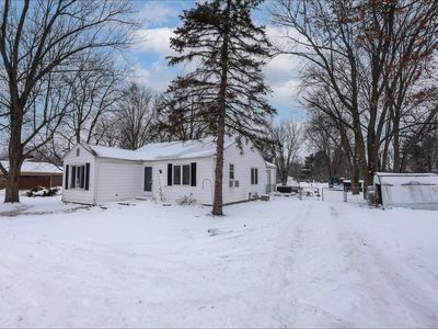 4865 Stellhorn Rd, Fort Wayne, IN, 46815