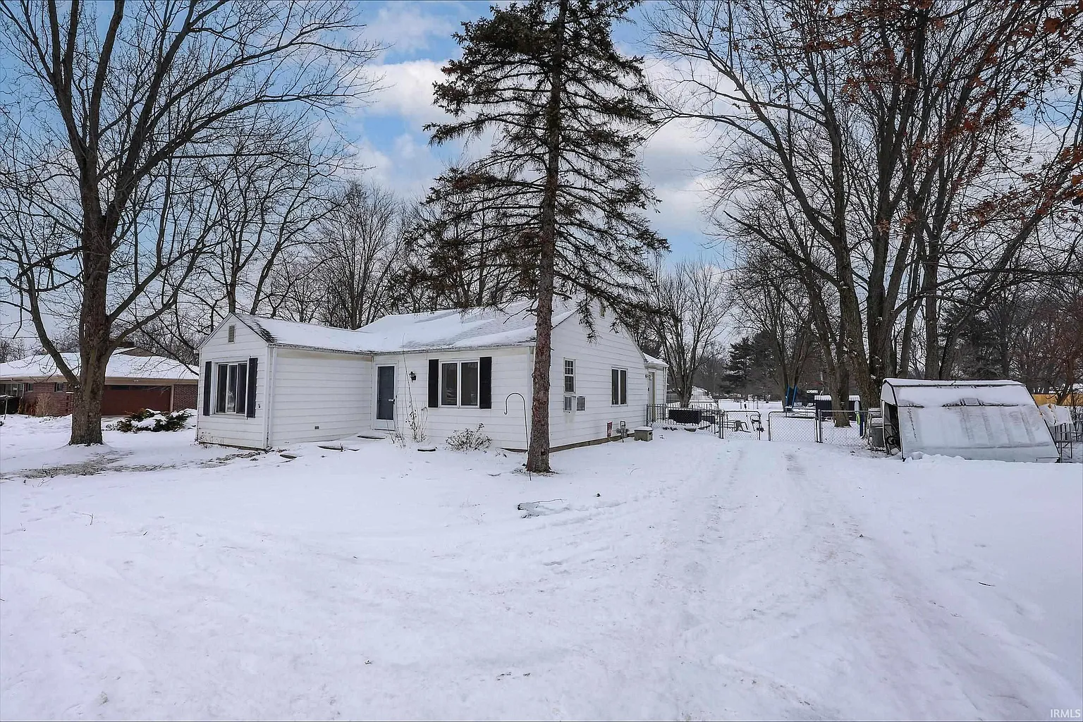 4865 Stellhorn Rd photo 1