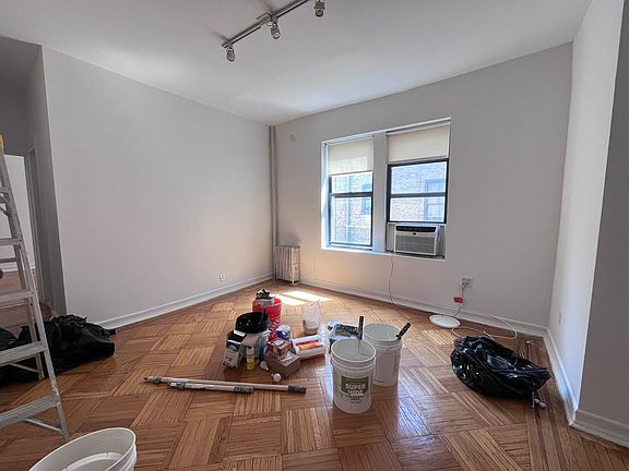 3rd image of 446 Saint Johns Pl #C1