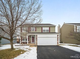 2512 Rosehall Ln, Aurora, IL 60503