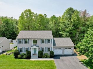 2 Hobblebush Rd, Shrewsbury, MA 01545