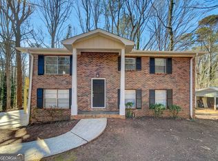 463 Valley Creek Rd SW, Mableton, GA 30126