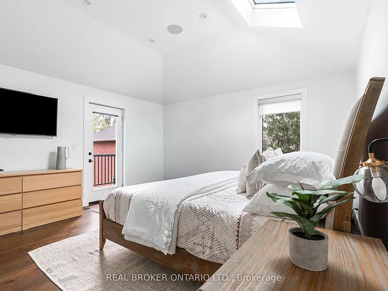 17 Old Oak Rd — Photo 23