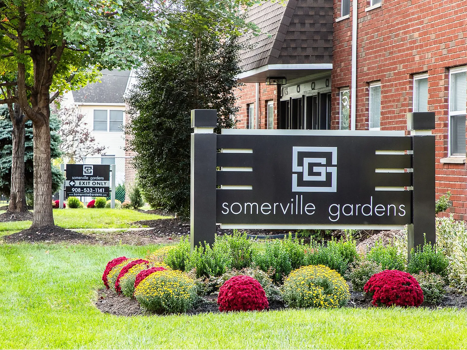 Somerville Gardens — Photo 2