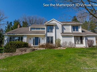 3429 Brookpoint Dr SE, Grand Rapids, MI 49546