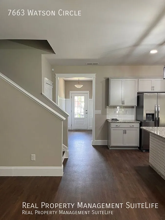 Resort-Style Living in Heron Bay Golf & Country Club | 5 Bedrooms | 3 Baths — Photo 3