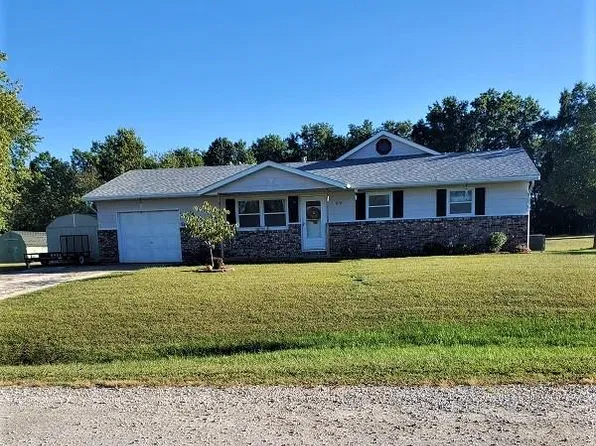 1178 County Road 2311, Moberly, MO 65270
