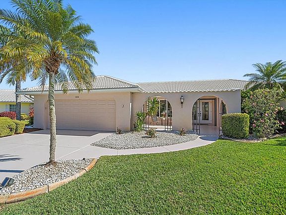 3rd image of 1824 Raintree Ln