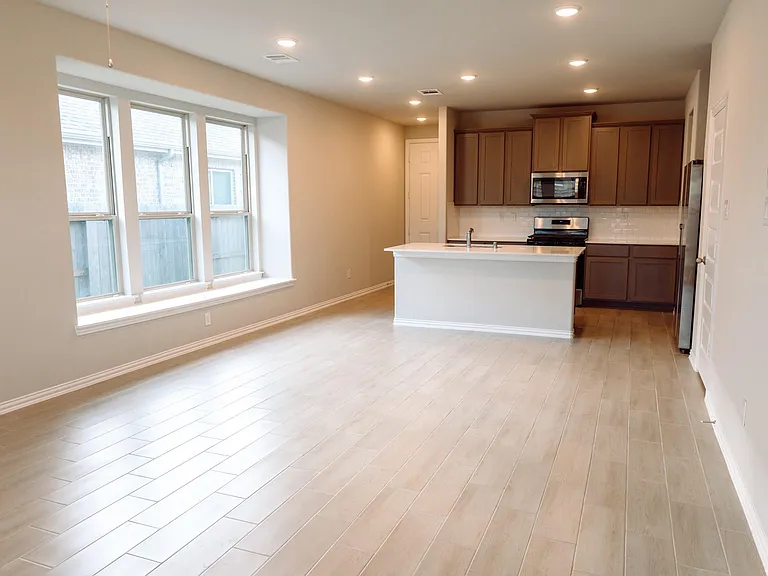 27015 Bel Air Point Ln — Photo 7