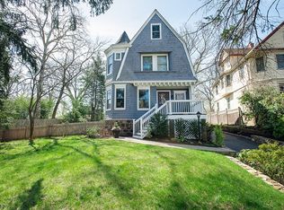 16 Mountain Ave, Summit, NJ 07901