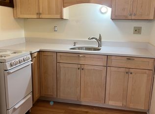 60 Rodney St, New Bedford, MA 02744