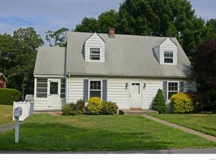 21 Stevenson Ave, Cortlandt Manor, NY 10567