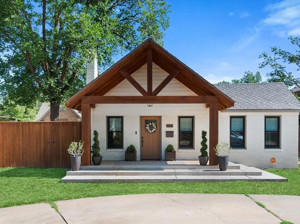 2904 20th St, Lubbock, TX 79410
