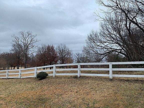 Meadowbrook CC behind house