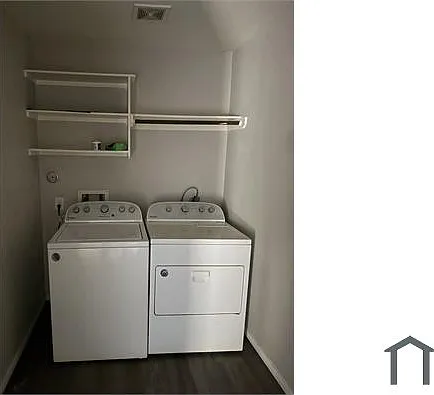 5 bed, 2750 sqft, $2,850 — Photo 2