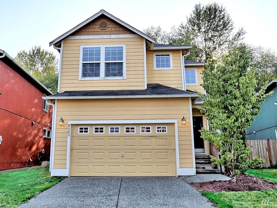 1st image of 8305 4th St NE