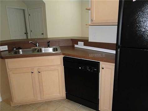4th image of 6005 Newport Ln APT 103