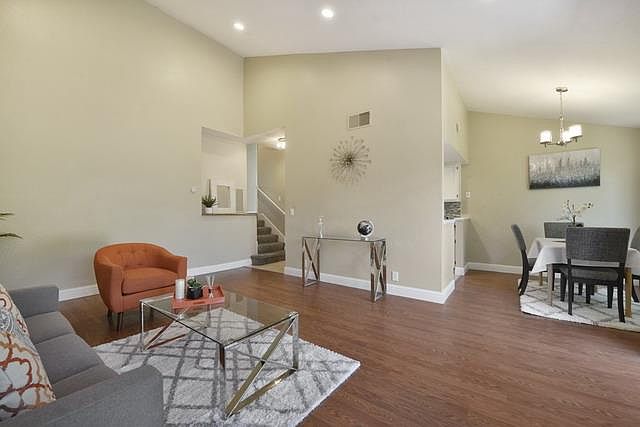 1st image of 863 Cherry Creek Cir