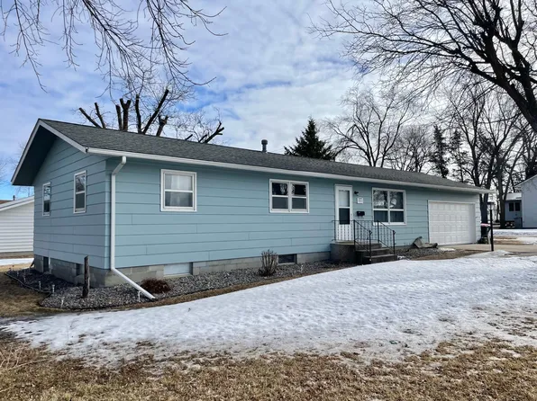 215 N Swain St, Redwood Falls, MN 56283